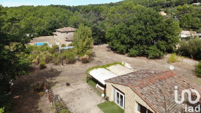 Maison - 370 m² - 10 pièces