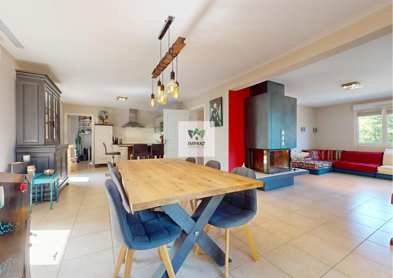 Maison - 160 m² - 6 pièces