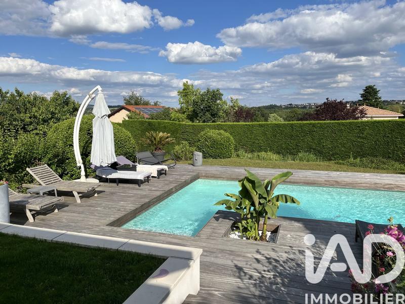 Maison - 145 m² - 5 pièces
