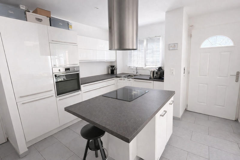 Maison - 81 m² - 4 pièces