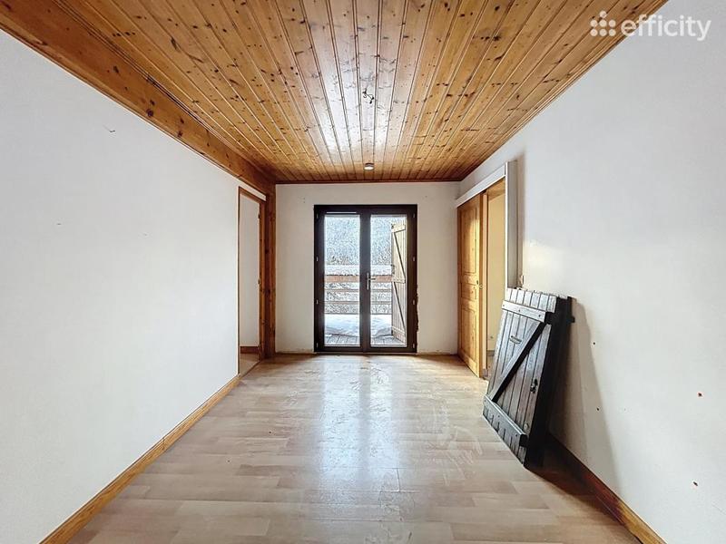 Appartement - 122 m² - 5 pièces