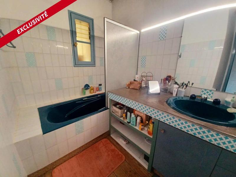 Maison - 205 m² - 7 pièces