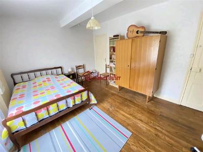 Maison - 182 m² - 6 pièces