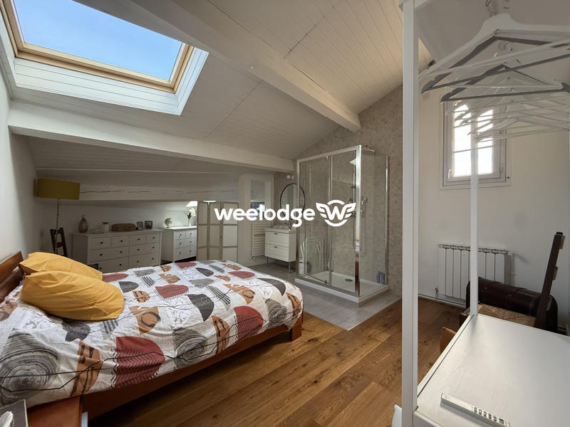 Maison ancienne - 225 m² - 7 pièces