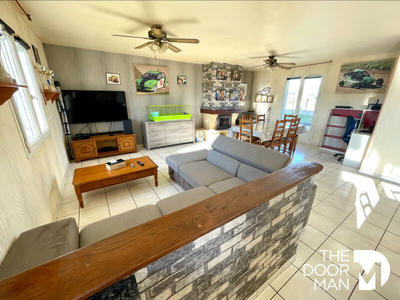 Maison - 93 m² - 4 pièces