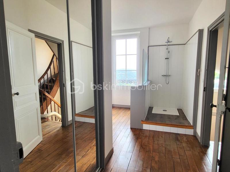 Maison ancienne - 215 m² - 7 pièces