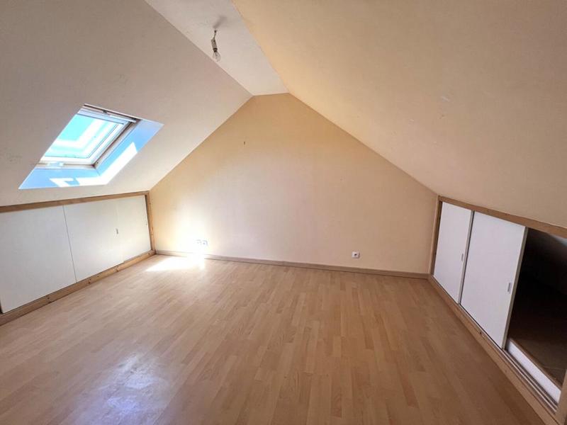 Maison - 138 m² - 7 pièces