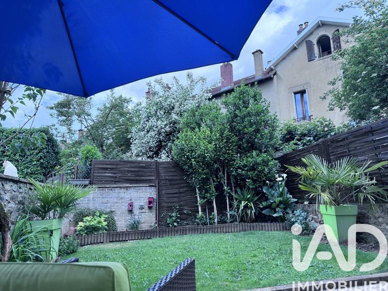 Maison de ville - 112 m² - 4 pièces