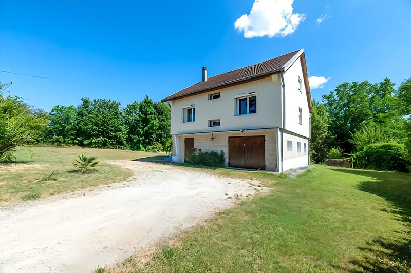 Maison - 117 m² - 6 pièces