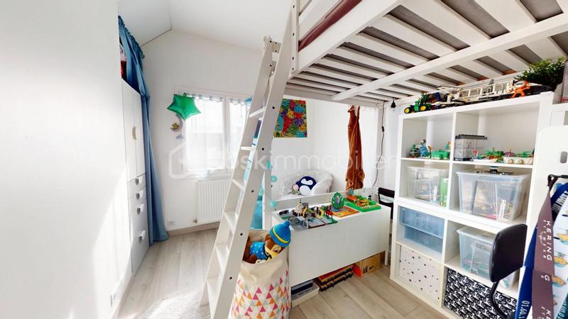 Maison - 122 m² - 6 pièces