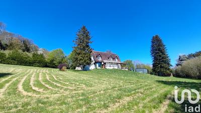 Maison - 170 m² - 8 pièces