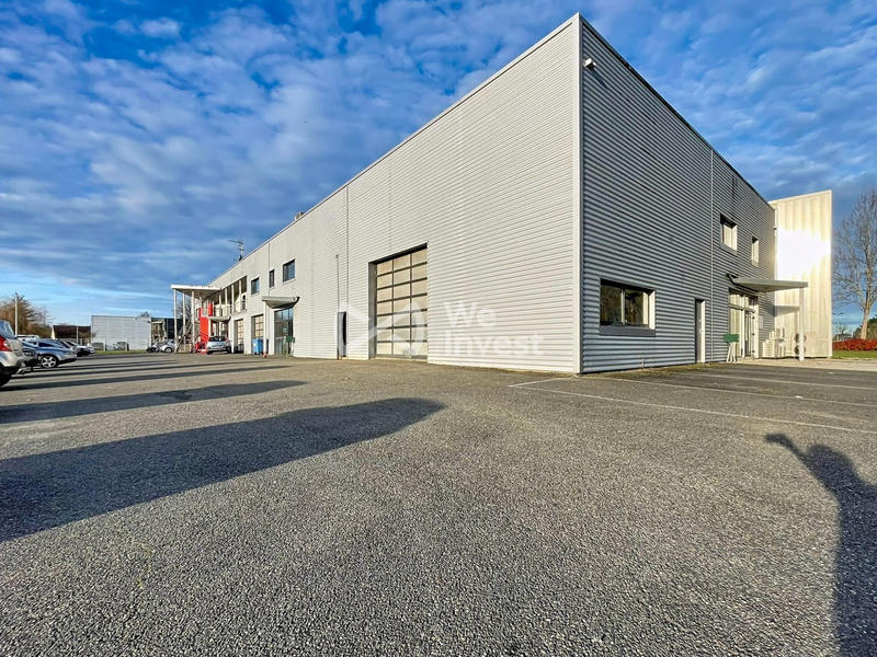 Local commercial - 187 m² - 2 pièces