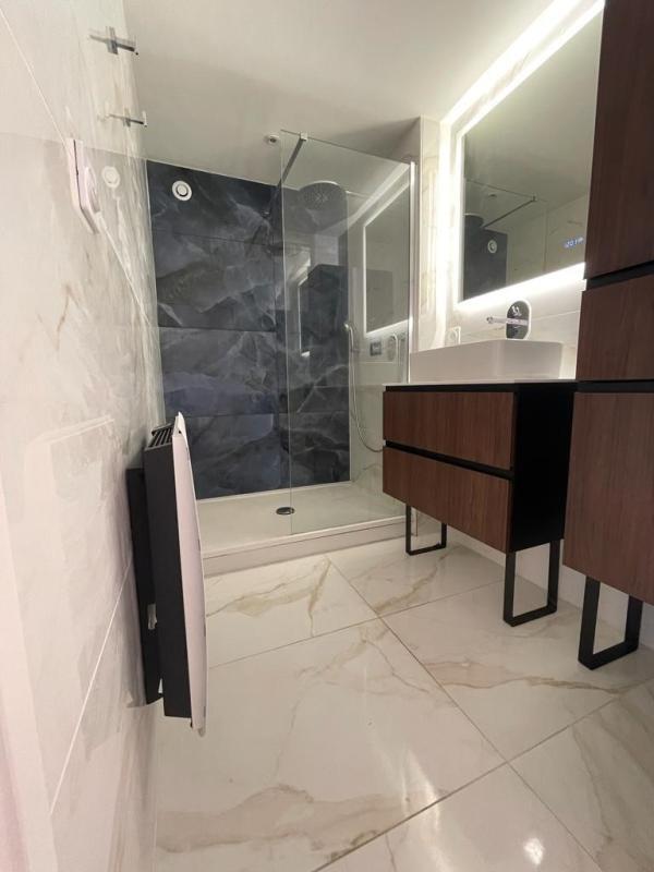 Appartement - 70 m² - 3 pièces