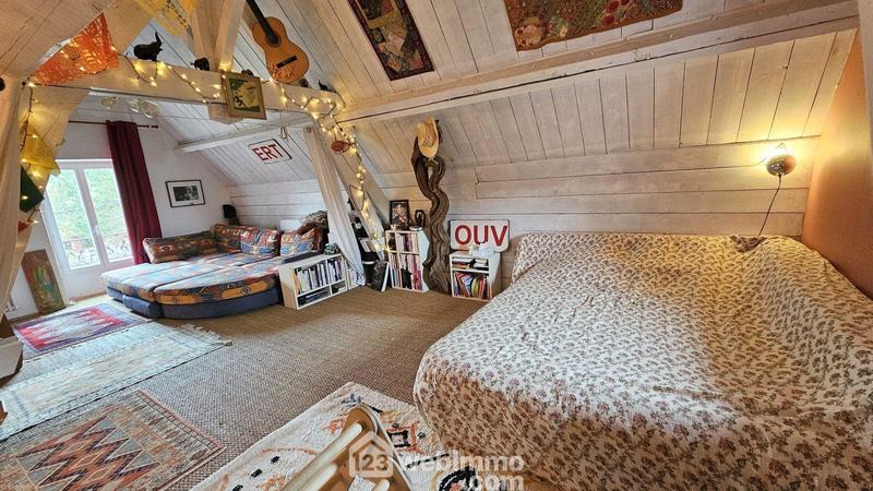 Maison - 161 m² - 6 pièces