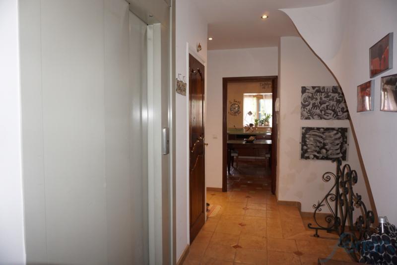 Appartement - 270 m² - 8 pièces
