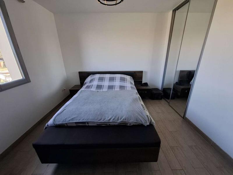 Maison - 137 m² - 9 pièces