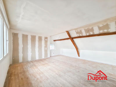 Maison - 92 m² - 4 pièces