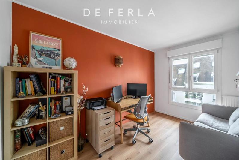 Appartement - 84 m² - 4 pièces