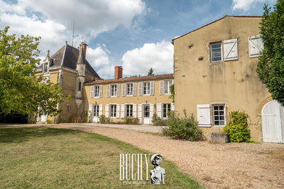 Maison - 488 m² - 16 pièces