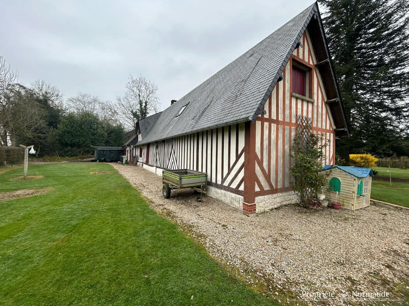 Maison - 137 m² - 5 pièces