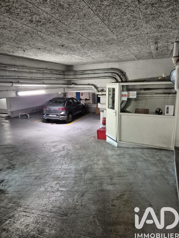 Parking - 13 m²