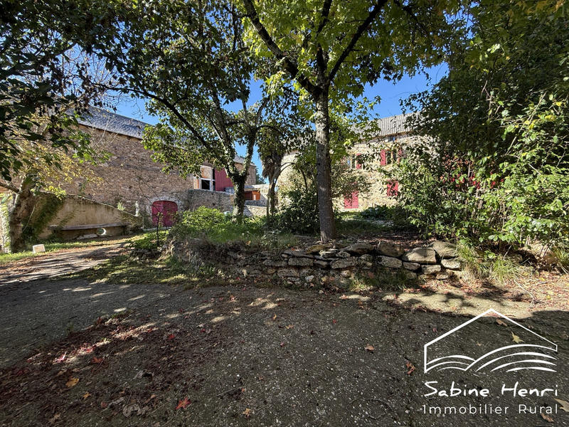 Maison - 538 m² - 20 pièces