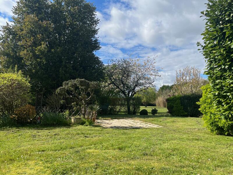 Maison ancienne - 201 m² - 9 pièces