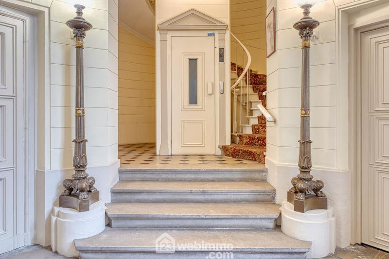 Appartement - 192 m² - 5 pièces