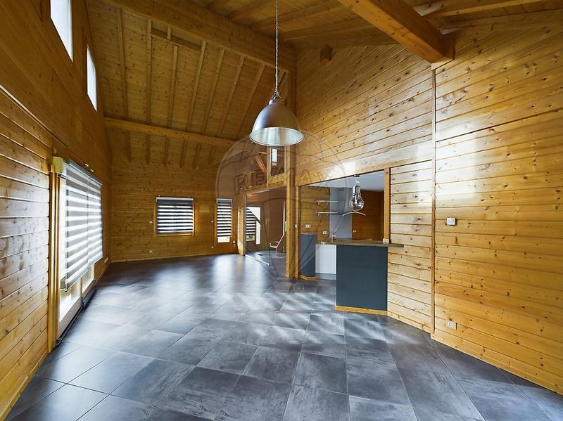 Maison - 155 m² - 4 pièces