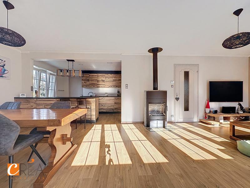 Maison - 105 m² - 6 pièces