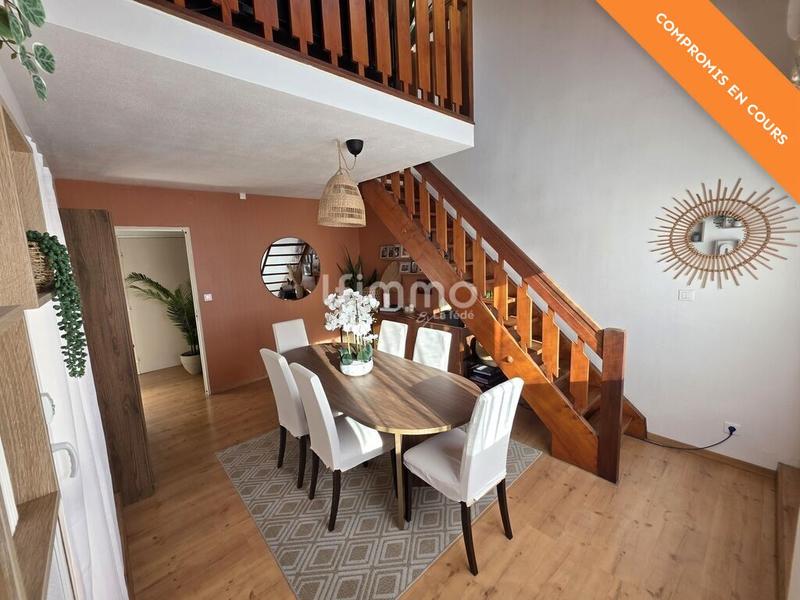 Duplex - 82 m² - 4 pièces