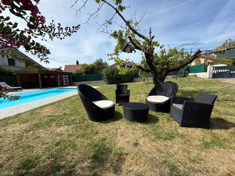 Maison - 175 m² - 7 pièces