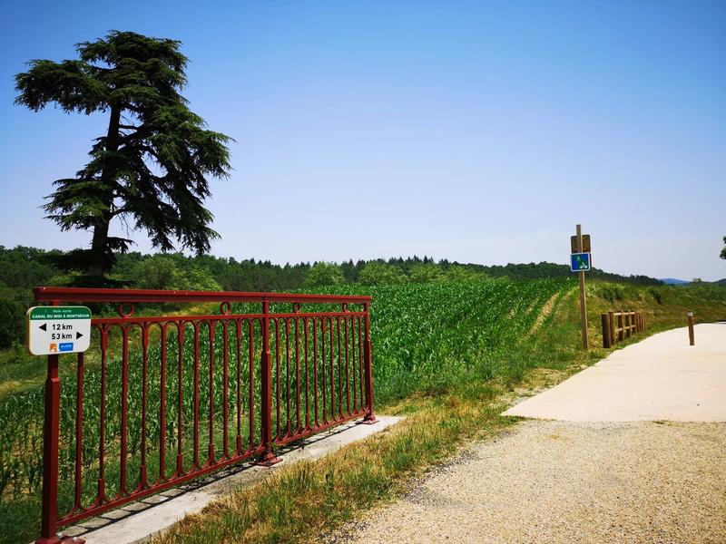 Maison - 1 286 m² - 10 pièces