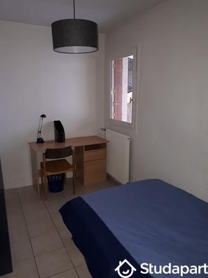 Chambre - 10 m² - 1 pièce