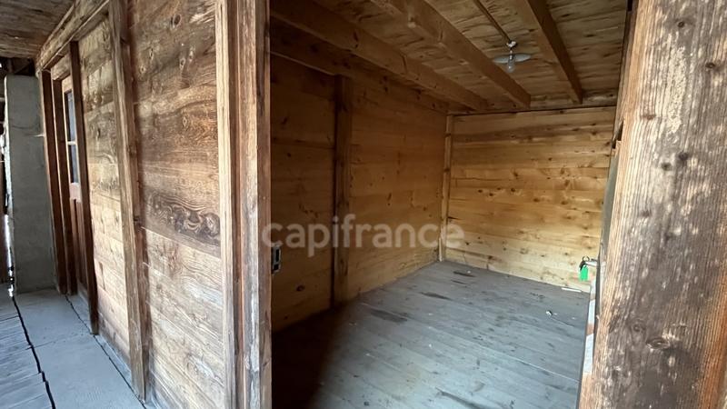 Maison - 140 m² - 4 pièces