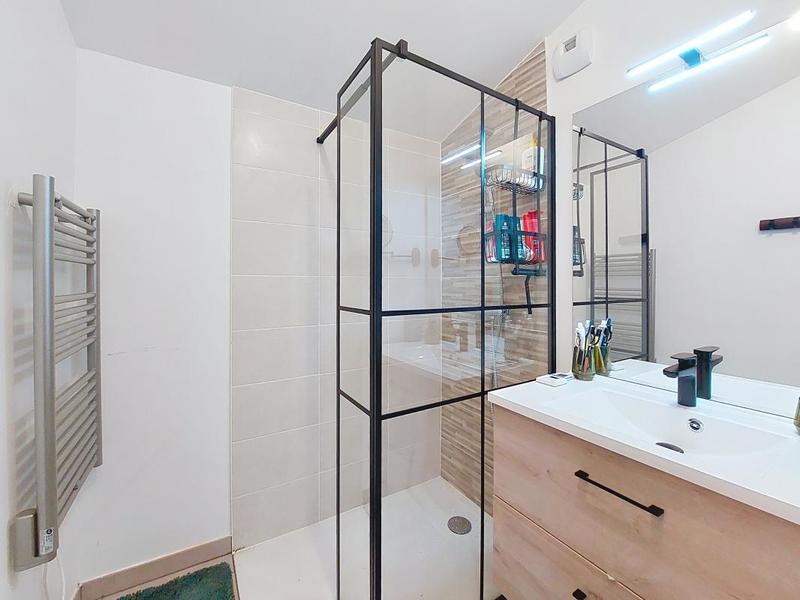 Appartement - 93 m² - 4 pièces