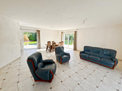 Maison - 166 m² - 5 pièces