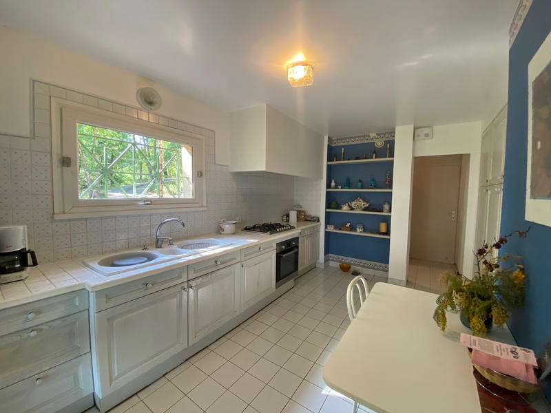 Maison - 216 m² - 7 pièces