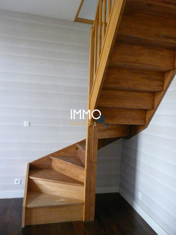 Maison - 87 m² - 5 pièces