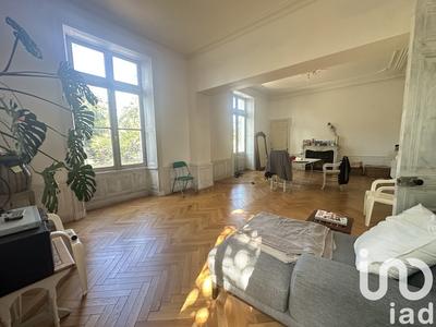 Maison - 300 m² - 10 pièces