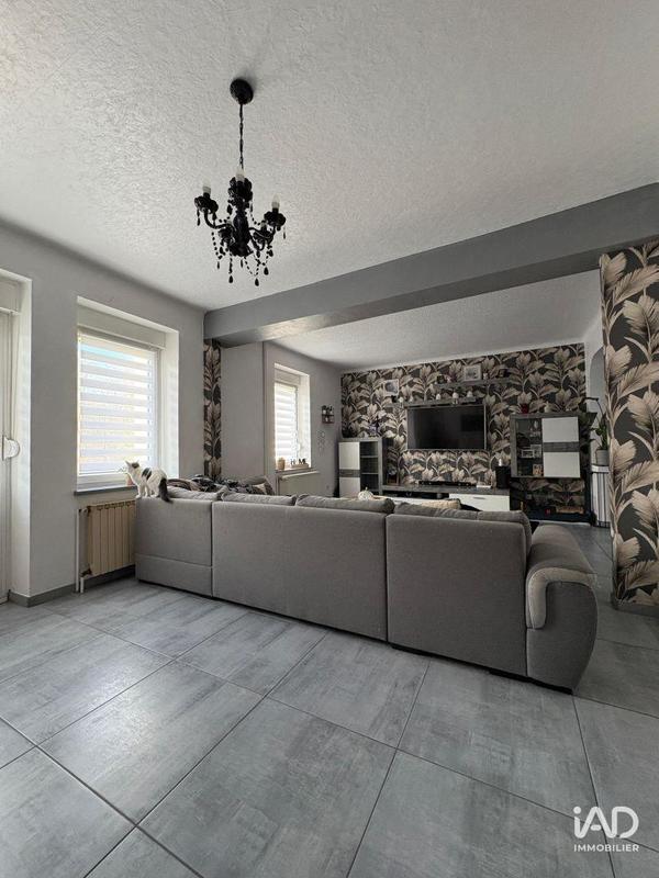 Maison - 211 m² - 6 pièces