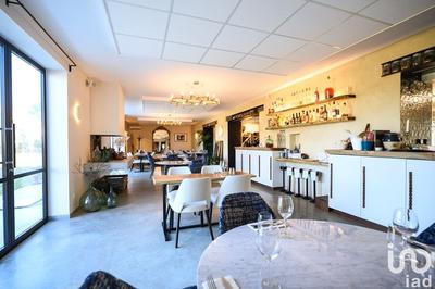 Local commercial - 285 m²