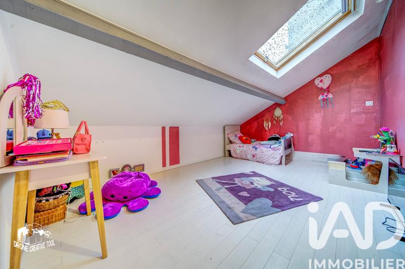 Maison - 102 m² - 5 pièces