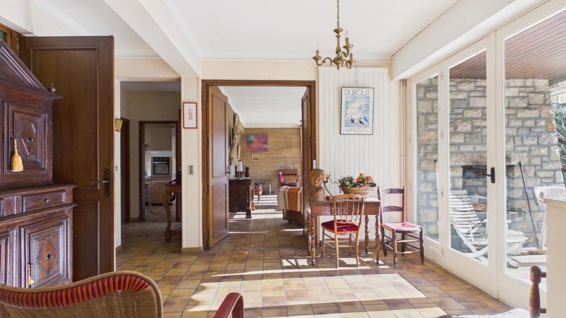 Maison de ville - 238 m² - 9 pièces