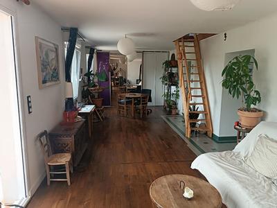 Maison - 96 m² - 4 pièces