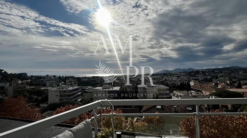 Appartement - 122 m² - 4 pièces