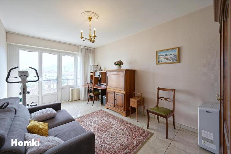 Appartement - 88 m² - 3 pièces