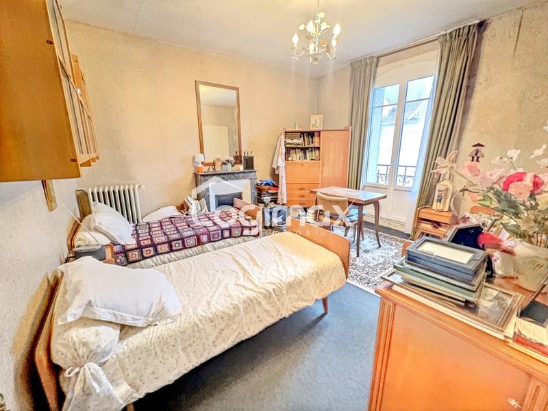 Maison - 137 m² - 5 pièces