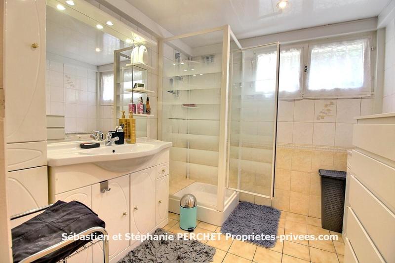 Maison - 160 m² - 7 pièces