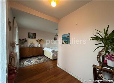 Maison - 88 m² - 6 pièces